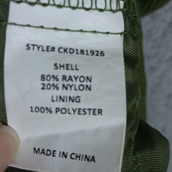 CodeXMode Romper Size Medium Olive Green Pull on Short Sleeve Button Up Pockets - Picture 8 of 12